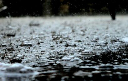 V části Čech bude odpoledne a v noci velmi vydatně pršet, Moravou projdou silné bouřky V části Čech bude odpoledne a v noci velmi vydatně pršet, Moravou projdou silné bouřky