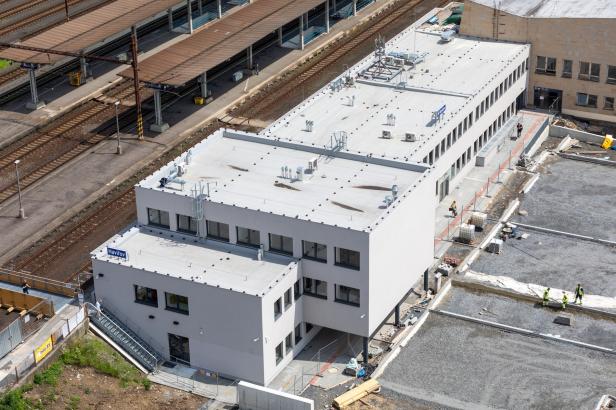 Správa železnic má podepsanou smlouvu na kompletní opravu havířovské stanice za 3,4 miliardy