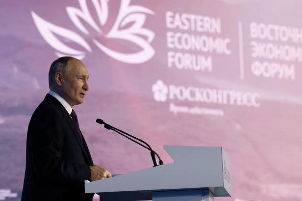 Invaze vojsk Varšavské smlouvy do Československa byla chybou, prohlásil Putin