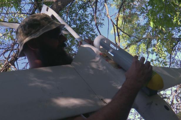 Ukrajina buduje dronový prapor, ČT natáčela v jeho hlavním stanu Ukrajina buduje dronový prapor, ČT natáčela v jeho hlavním stanu