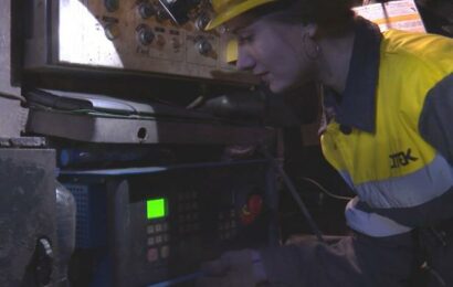 Válka nahnala některé Ukrajinky do dolů. Horníci museli odejít bojovat s Rusy Válka nahnala některé Ukrajinky do dolů. Horníci museli odejít bojovat s Rusy