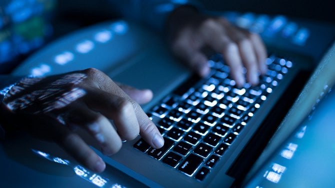 Programovací jazyk F#: proměnné, funkce a datové typy