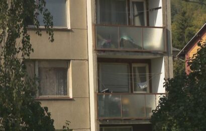 168 hodin: Z ústeckého Mojžíře je špatná adresa, nájemné má ale srovnatelné s Prahou. Majitelům bytů ho platí i stát 168 hodin: Z ústeckého Mojžíře je špatná adresa, nájemné má ale srovnatelné s Prahou. Majitelům bytů ho platí i stát