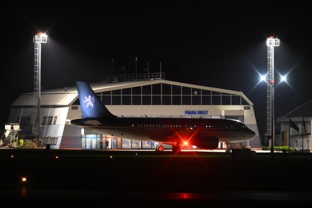 V Praze přistálo druhé letadlo s Čechy evakuovanými z Izraele. Další let se očekává ještě ve čtvrtek