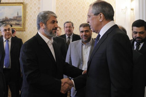 Západ otáčí pozornost, Moskva se raduje. Množící se konflikty pomáhají Rusku k oslabení Ukrajiny Západ otáčí pozornost, Moskva se raduje. Množící se konflikty pomáhají Rusku k oslabení Ukrajiny