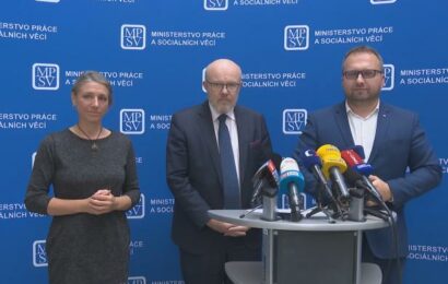 Nemocnice dostanou na příští rok navíc 6,8 miliard korun. Není to řešení, reaguje zástupce lékařů Nemocnice dostanou na příští rok navíc 6,8 miliard korun. Není to řešení, reaguje zástupce lékařů