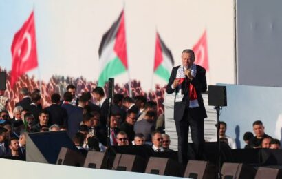 Erdogan legitimizoval Hamás a Izrael označil za okupanta před stovkami tisíc svých podporovatelů Erdogan legitimizoval Hamás a Izrael označil za okupanta před stovkami tisíc svých podporovatelů