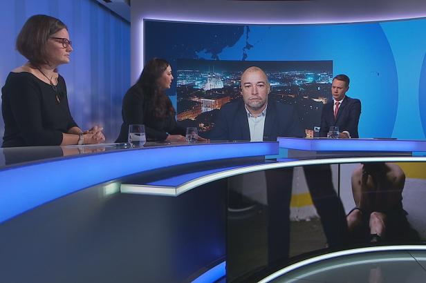 Je nepravděpodobné, že by dívky v kauze Feri vypovídaly křivě, řekl Foldyna. Urbanová doufá ve větší zájem veřejnosti Je nepravděpodobné, že by dívky v kauze Feri vypovídaly křivě, řekl Foldyna. Urbanová doufá ve větší zájem veřejnosti