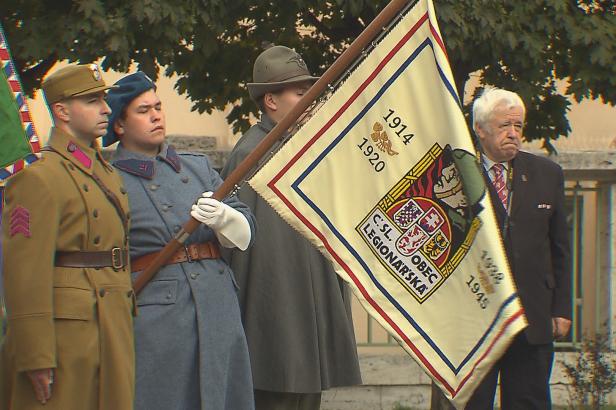 Koalice dohodla v návrhu rozpočtu přesuny dvanácti milionů. Opozice navrhuje sto miliard