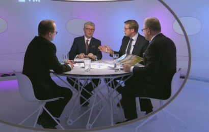 Peněz na dopravní stavby bude dál přibývat, slíbil Kupka. Podle ekonoma by se daly užít biliony na účtech ČNB Peněz na dopravní stavby bude dál přibývat, slíbil Kupka. Podle ekonoma by se daly užít biliony na účtech ČNB