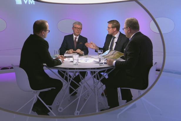 Peněz na dopravní stavby bude dál přibývat, slíbil Kupka. Podle ekonoma by se daly užít biliony na účtech ČNB