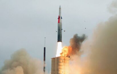 Válka poprvé vstoupila do kosmu. Izrael zřejmě odrazil raketový útok z Jemenu nad Kármánovou hranicí Válka poprvé vstoupila do kosmu. Izrael zřejmě odrazil raketový útok z Jemenu nad Kármánovou hranicí