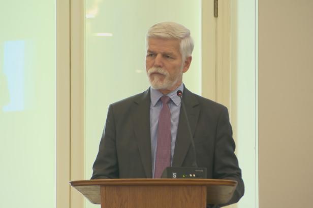 Existující konflikty se prohlubují a přibývají nové, řekl prezident Pavel na konferenci o bezpečnosti Existující konflikty se prohlubují a přibývají nové, řekl prezident Pavel na konferenci o bezpečnosti