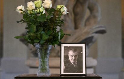 Poslední rozloučení s Karlem Schwarzenbergem bude v katedrále svatého Víta