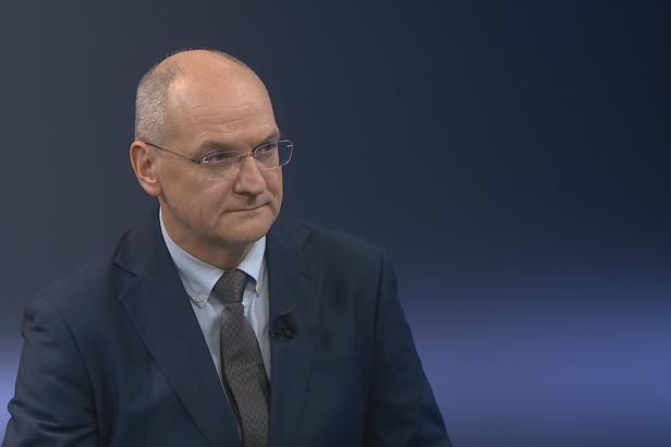 Ceny energií by mohly klesnout tak, jak s tím počítá vláda, myslí si Bartuška