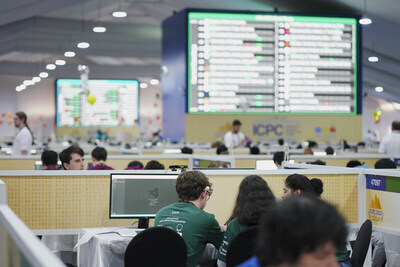 Světové finále ICPC 2023 vyvrcholilo velkolepou přehlídkou programátorských talentů v Luxoru