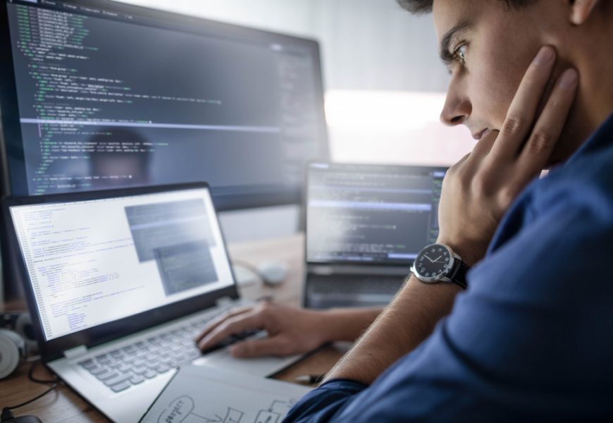 Obor IT specialista je začátek Vaší nové cesty