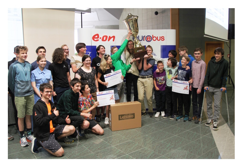 Vědomostní soutěž E.ON EUROREBUS vyhráli studenti z pražského Gymnázia Ch. Dopplera Vědomostní soutěž E.ON EUROREBUS vyhráli studenti z pražského Gymnázia Ch. Dopplera