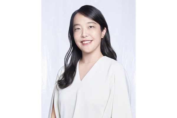 Clé de Peau Beauté vyhlašuje Sachiko Nakajimaovou laureátkou ceny Power of Radiance 2025