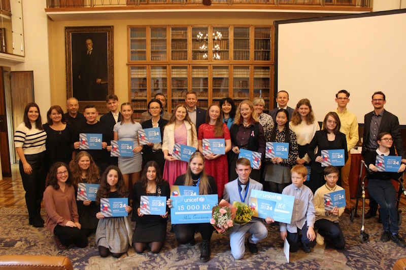 Anketa Dítě Česka zná své vítěze: Čtrnáctiletá Nela z Ústecka a šestnáctiletý Václav z Bruntálska