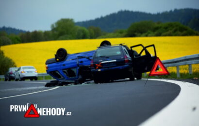 První u nehody – hromadná srážka vozidel První u nehody – hromadná srážka vozidel