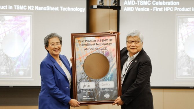 LVFS/Fwupd hledá sponzory, AMD s TSMC ukazují wafer s 2nm čipy