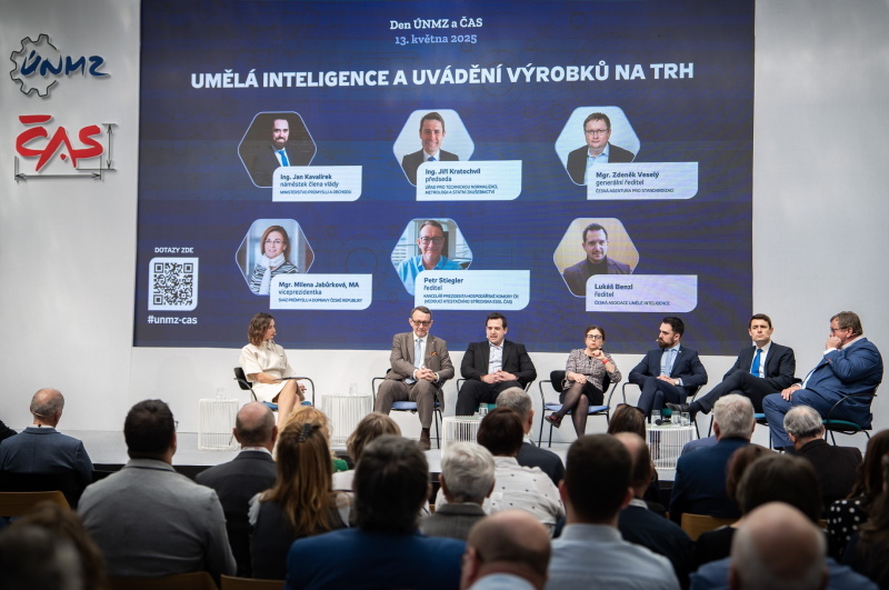 Jak regulovat AI i nové technologie a nebrzdit inovace? Den ÚNMZ a ČAS hledal odpovědi Jak regulovat AI i nové technologie a nebrzdit inovace? Den ÚNMZ a ČAS hledal odpovědi