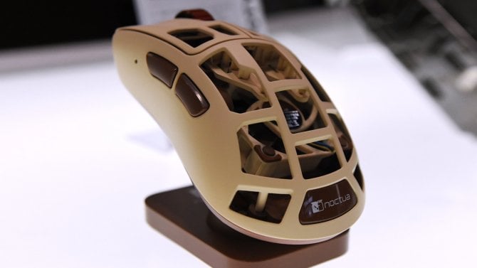 Aby se ruce při hraní nepotily. Pulsar nacpal do herní myši větráček Noctua