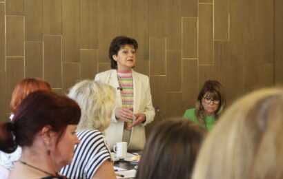 Inkluze po dvaceti letech: Na půdě Sněmovny zazněly výzvy ke změně