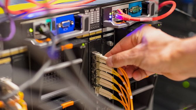 Postřehy z bezpečnosti: Írán se brání kyberútokům, zpomaluje síťový provoz Postřehy z bezpečnosti: Írán se brání kyberútokům, zpomaluje síťový provoz