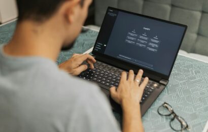 Umělá inteligence: Pomocník pro vzdělávání, práci i získání profesní kvalifikace Umělá inteligence: Pomocník pro vzdělávání, práci i získání profesní kvalifikace