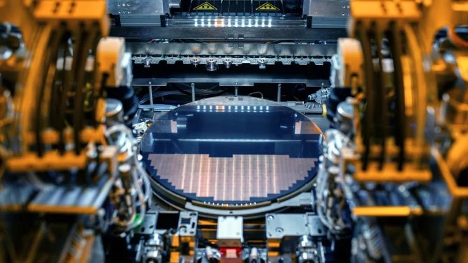 Konec Intelu jako výrobce čipů? Jeho 1,4nm proces může být poslední, továrna v Německu zrušena Konec Intelu jako výrobce čipů? Jeho 1,4nm proces může být poslední, továrna v Německu zrušena
