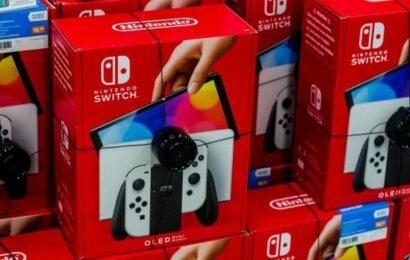 Nintendo jde proti proudu: místo slev naopak zdražuje první Switch. A nejen ten