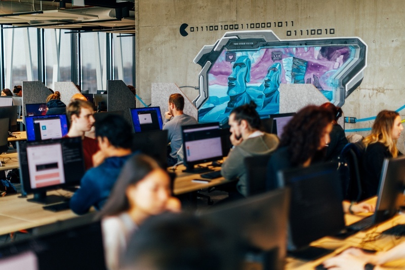 42 Prague: Inovace ve vzdělávání jako odpověď na nedostatek digitálních talentů v Česku