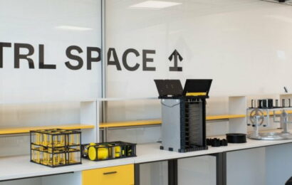 Průša ve spolupráci s českou TRL Space vyvinul materiál, který poletí do vesmíru. Koupit si jej můžete i vy Průša ve spolupráci s českou TRL Space vyvinul materiál, který poletí do vesmíru. Koupit si jej můžete i vy