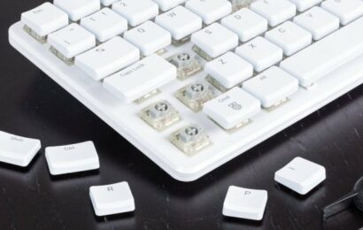 Raspberry Pi 500+ je už zcela dospělý počítač s SSD… a mechanickou klávesnicí? Ale i pocta osmibitům Raspberry Pi 500+ je už zcela dospělý počítač s SSD… a mechanickou klávesnicí? Ale i pocta osmibitům