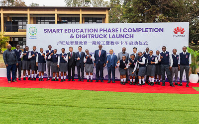 Rwanda slaví dokončení projektu Smart Education a spuštění projektu DigiTruck