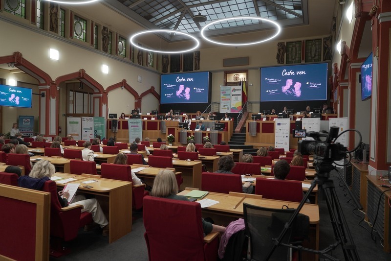 Studenti z celé ČR míří do Prahy diskutovat o aktuálních tématech Studenti z celé ČR míří do Prahy diskutovat o aktuálních tématech