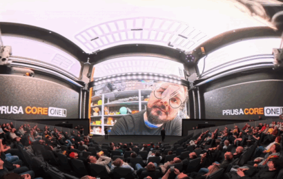 Prusa Event 2025 přinesl lavinu novinek: novou 3D tiskárnu s důrazem na soukromí dat, chytré cívky i silikonový tisk