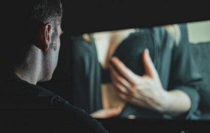 Jde věda a porno dohromady? Čeští vědci budou moci zkoumat neveřejná data pornowebů Xvides a XNXX