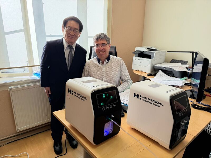 Česká republika v čele inovací: dnes bylo zahájeno klinické hodnocení přístroje s molekulárním vodíkem