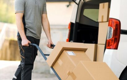 Nové nástroje pro správu balíčků na Arch Linuxu, Debian plánuje odstranit GTK2