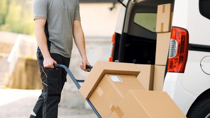 Nové nástroje pro správu balíčků na Arch Linuxu, Debian plánuje odstranit GTK2