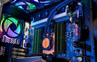 Další oběť AI? Po pamětech a SSD jsou prý na řadě chladiče a zdroje, ceny hardwaru budou stoupat