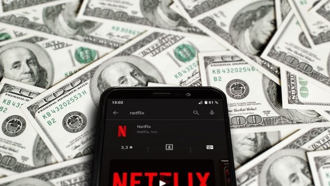 Netflix vycouval z transakce století: o Warner Bros už nemá zájem. Teď je na tahu Paramount Netflix vycouval z transakce století: o Warner Bros už nemá zájem. Teď je na tahu Paramount