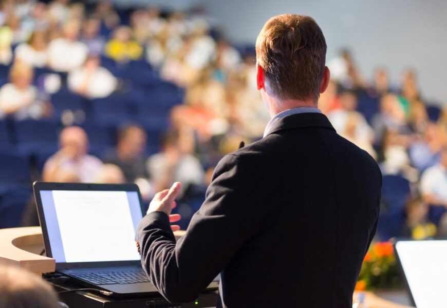 Ovlivňovat, učit, inspirovat: kompetence, která posouvá vaši kariéru dál