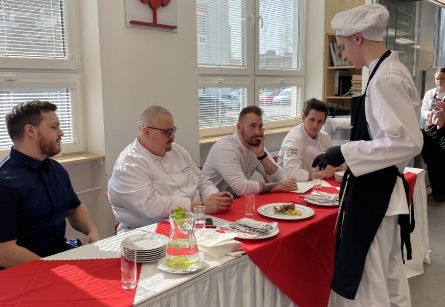 REPORTÁŽ Sollertia 2026: Mezinárodní souboj učňovských talentů s mistry oboru