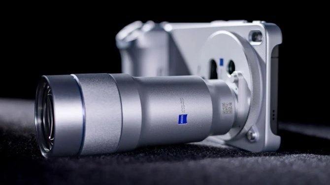 Fotomobil roku? Vivo X300 Ultra má extrémní výbavu a čekat můžeme ještě extrémnější cenu Fotomobil roku? Vivo X300 Ultra má extrémní výbavu a čekat můžeme ještě extrémnější cenu