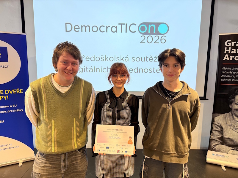 Soutěž digitálních dovedností DemocraTICon vyhráli studenti z plzeňské Nerudovky