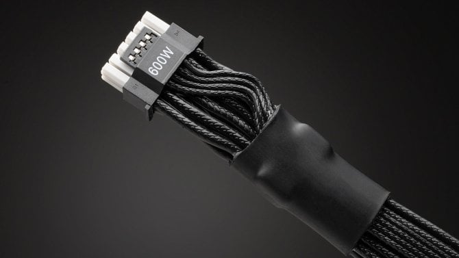 I zdroje od Gigabyte už mají ochranu proti hoření 12+4pinových konektorů. T-Guard bezpečně vypne GPU I zdroje od Gigabyte už mají ochranu proti hoření 12+4pinových konektorů. T-Guard bezpečně vypne GPU